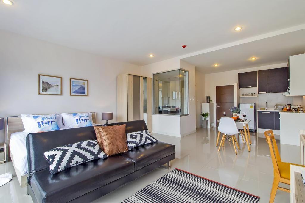 Chic Condo By Resava Karon Eksteriør billede