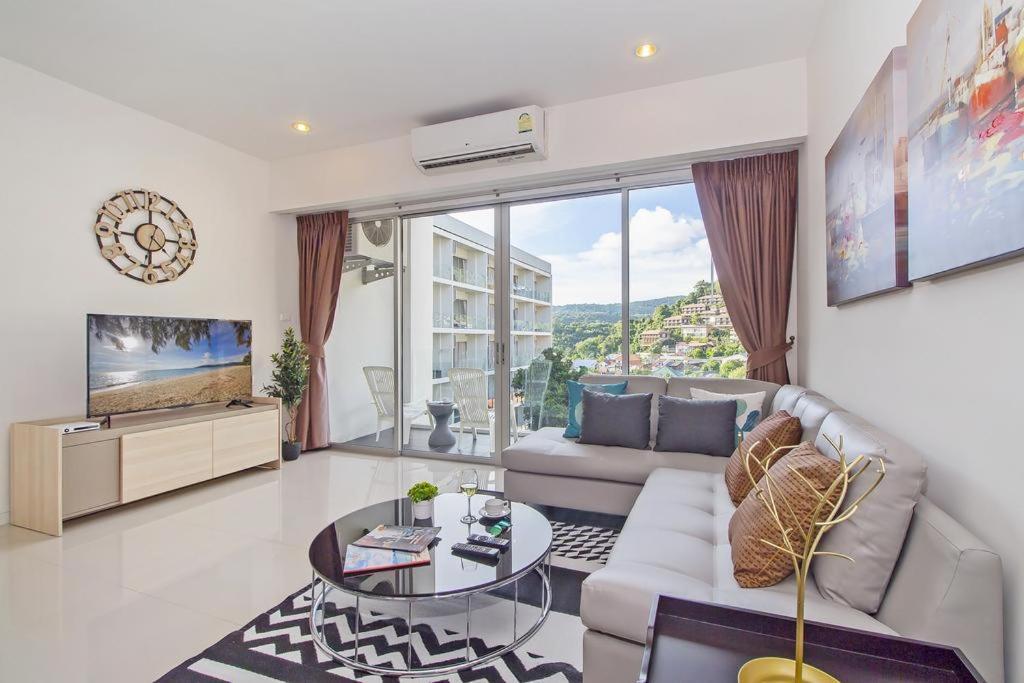 Chic Condo By Resava Karon Eksteriør billede