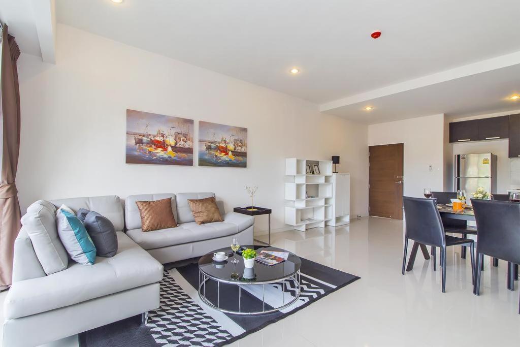 Chic Condo By Resava Karon Eksteriør billede
